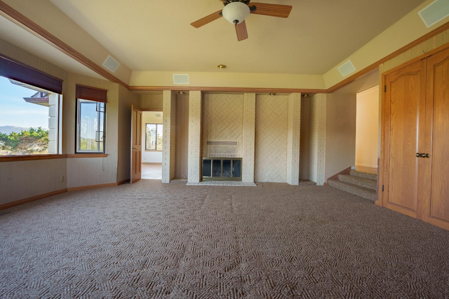 Detail Gallery Image 14 of 37 For 54 Corral De Tierra Rd, Salinas,  CA 93908 - 3 Beds | 3 Baths