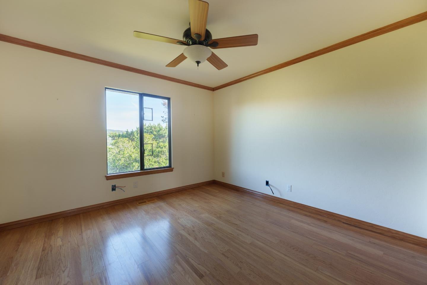 Detail Gallery Image 25 of 37 For 54 Corral De Tierra Rd, Salinas,  CA 93908 - 3 Beds | 3 Baths