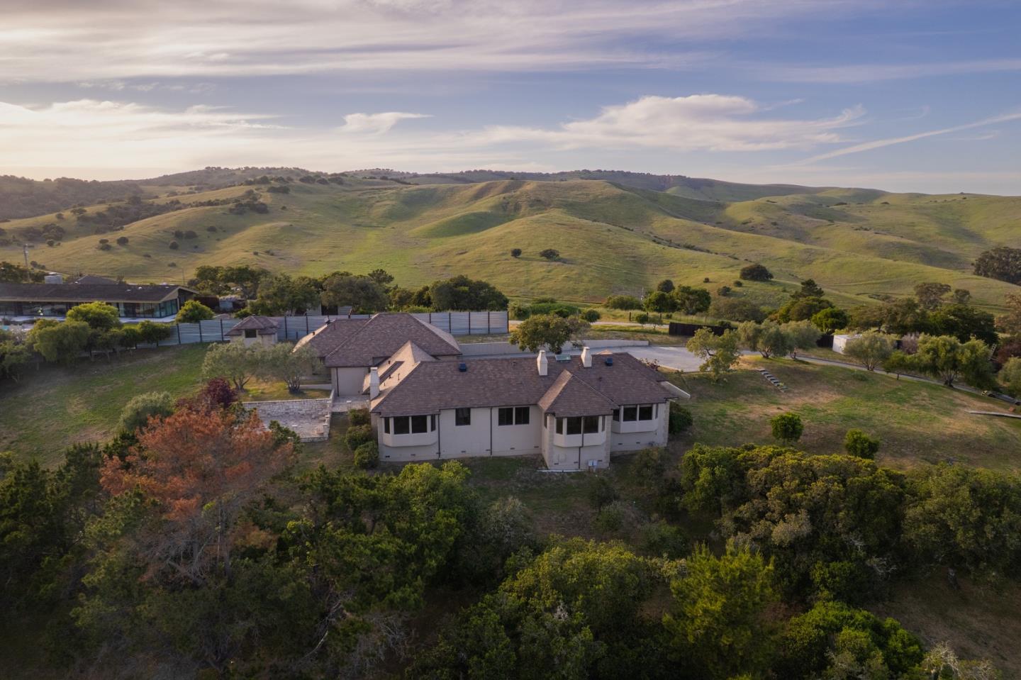 Detail Gallery Image 34 of 37 For 54 Corral De Tierra Rd, Salinas,  CA 93908 - 3 Beds | 3 Baths