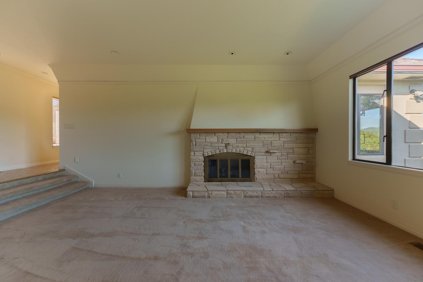 Detail Gallery Image 8 of 37 For 54 Corral De Tierra Rd, Salinas,  CA 93908 - 3 Beds | 3 Baths