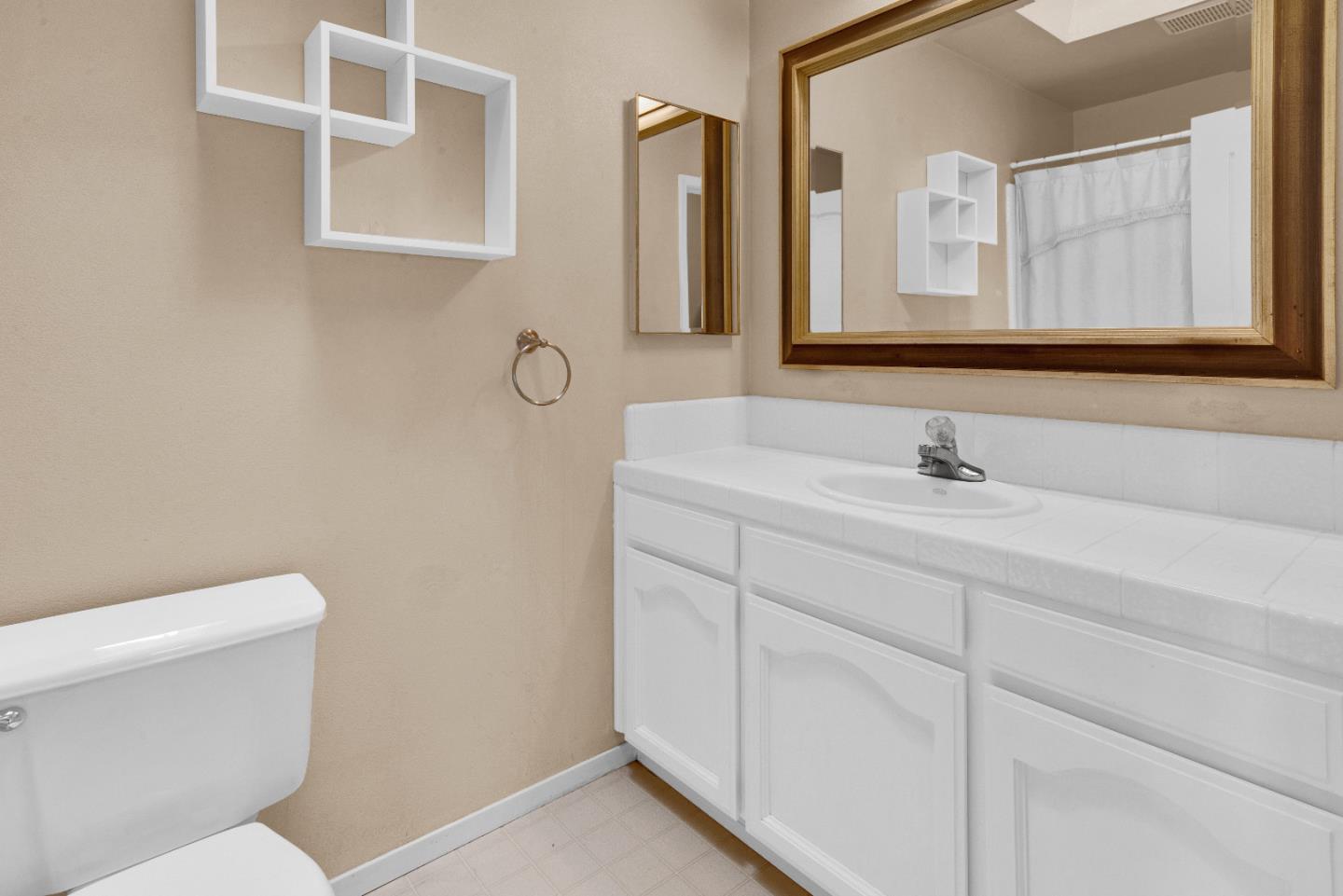 Detail Gallery Image 13 of 29 For 46431 Little Creek Ct, King City,  CA 93930 - 3 Beds | 2 Baths