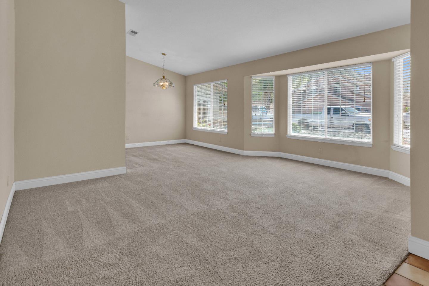 Detail Gallery Image 3 of 29 For 46431 Little Creek Ct, King City,  CA 93930 - 3 Beds | 2 Baths