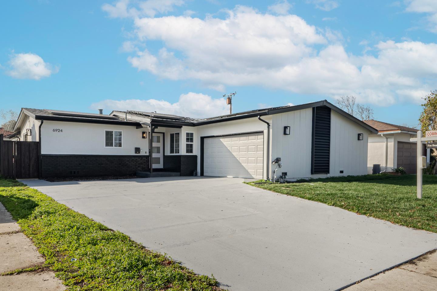 Detail Gallery Image 1 of 51 For 6924 Bollinger Rd, San Jose,  CA 95129 - 4 Beds | 2 Baths