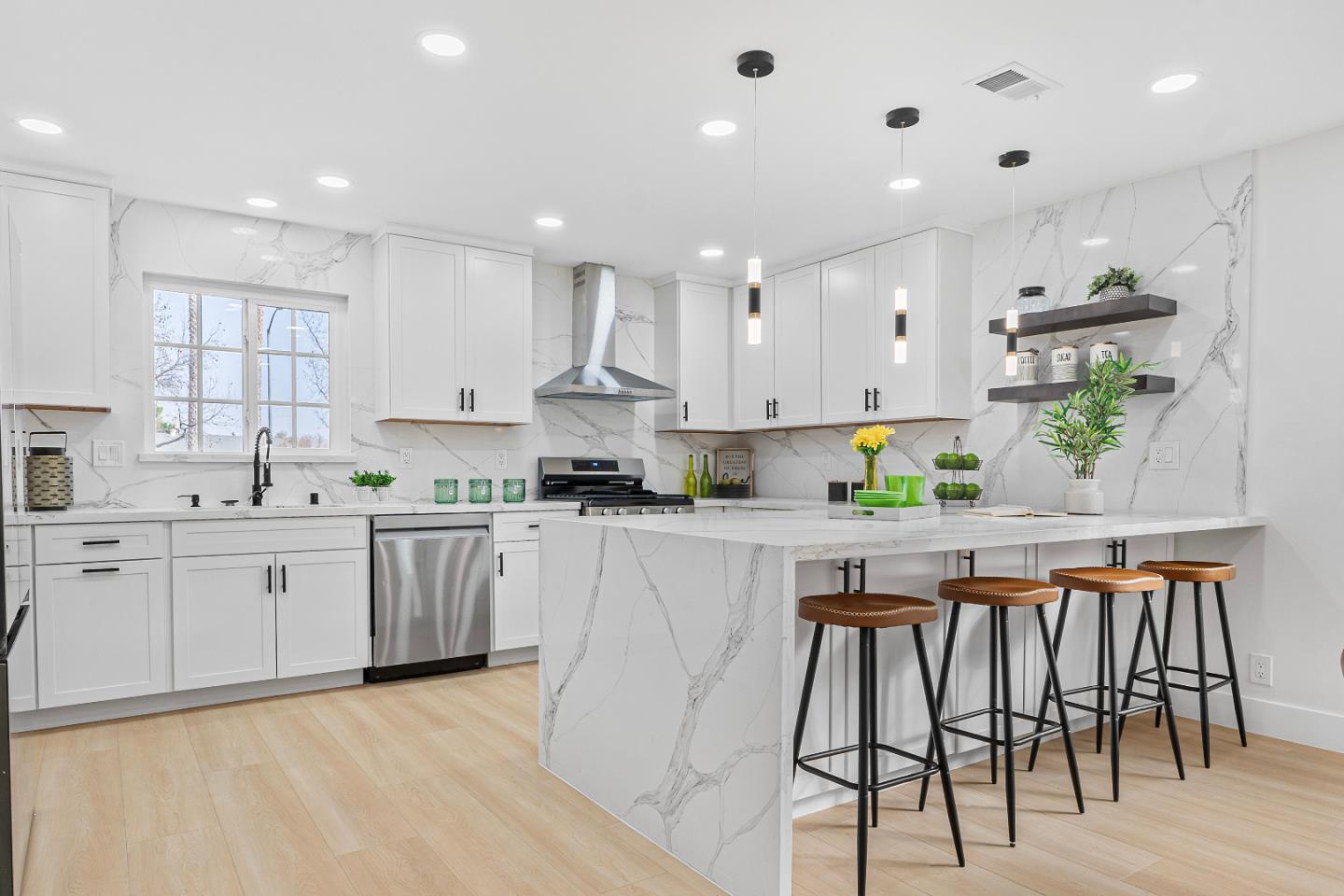 Detail Gallery Image 3 of 51 For 6924 Bollinger Rd, San Jose,  CA 95129 - 4 Beds | 2 Baths