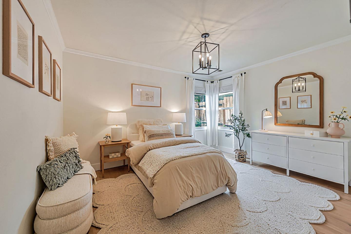 Detail Gallery Image 13 of 22 For 1276 Westwood St, Redwood City,  CA 94061 - 4 Beds | 2 Baths
