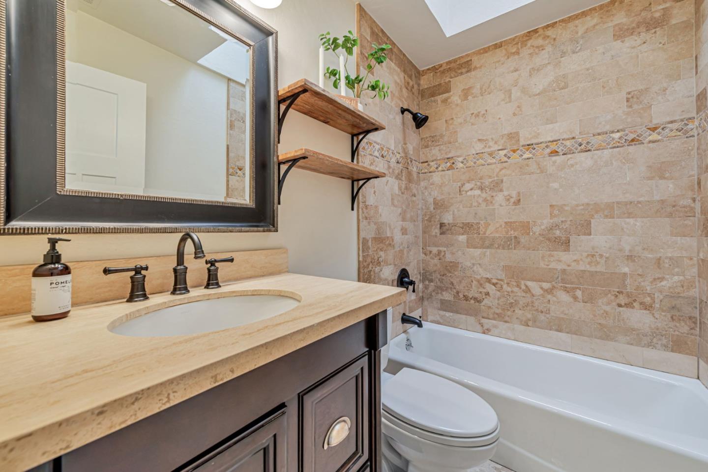 Detail Gallery Image 16 of 22 For 1276 Westwood St, Redwood City,  CA 94061 - 4 Beds | 2 Baths