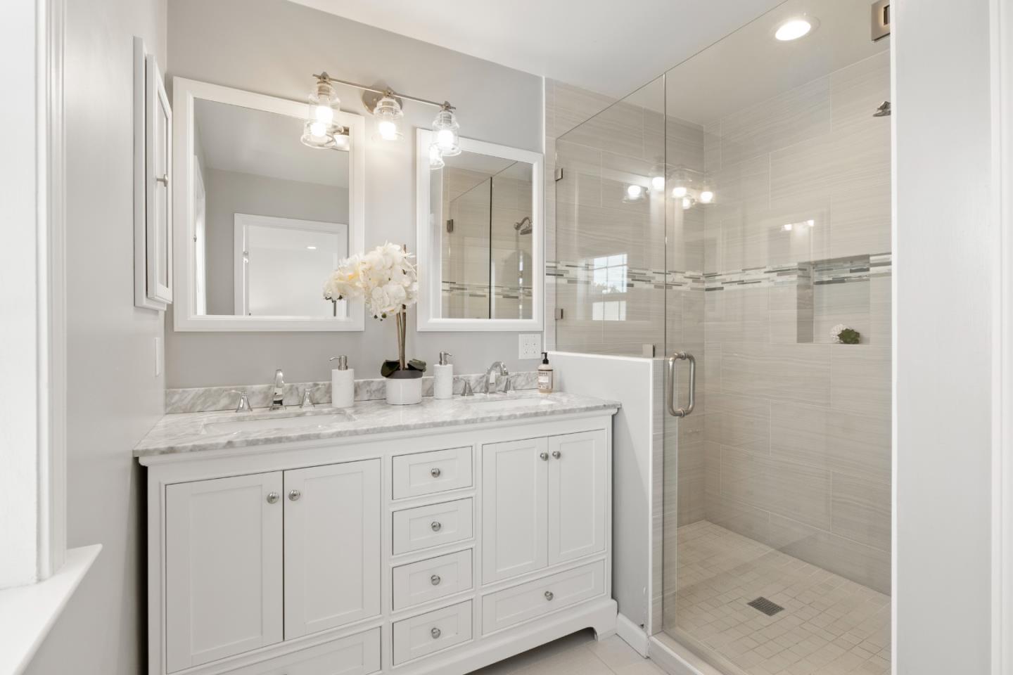 Detail Gallery Image 14 of 34 For 1659 Juniper Ave, San Bruno,  CA 94066 - 4 Beds | 2 Baths
