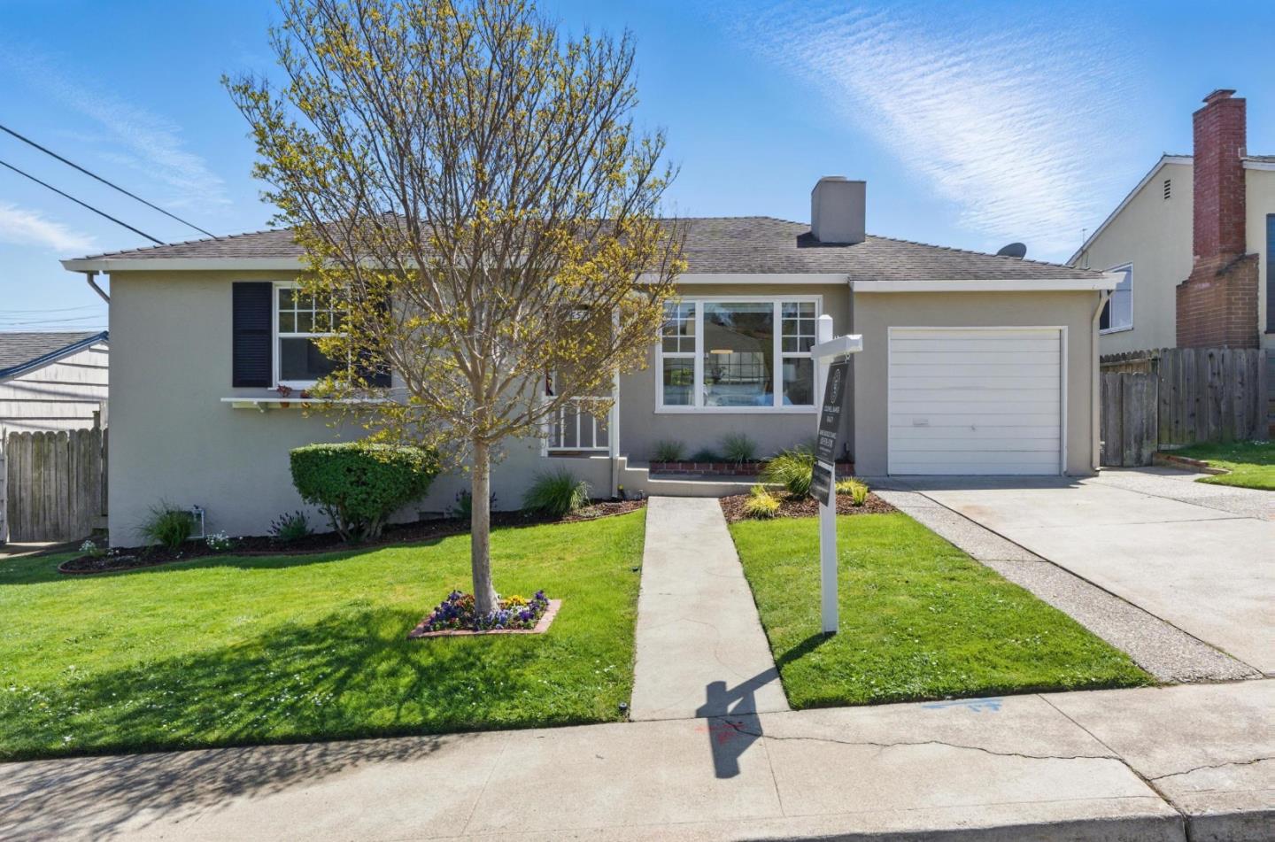 Detail Gallery Image 2 of 34 For 1659 Juniper Ave, San Bruno,  CA 94066 - 4 Beds | 2 Baths