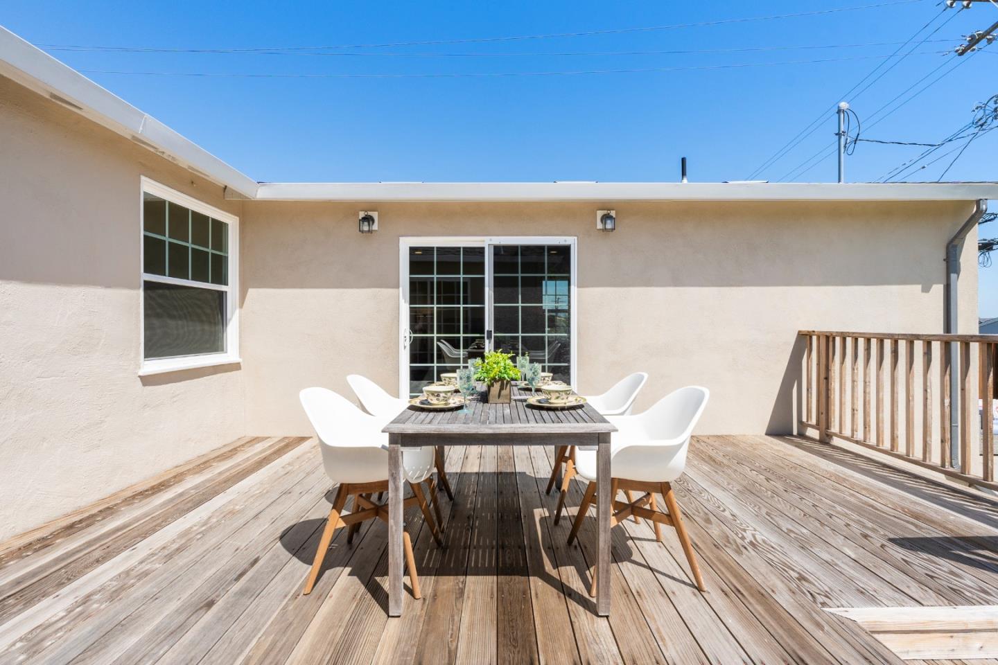 Detail Gallery Image 24 of 34 For 1659 Juniper Ave, San Bruno,  CA 94066 - 4 Beds | 2 Baths