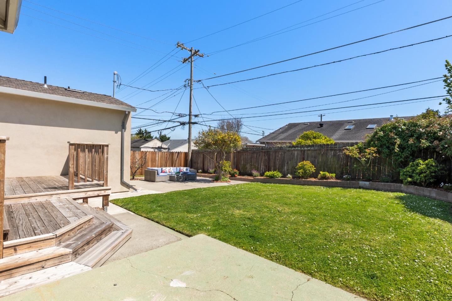 Detail Gallery Image 26 of 34 For 1659 Juniper Ave, San Bruno,  CA 94066 - 4 Beds | 2 Baths