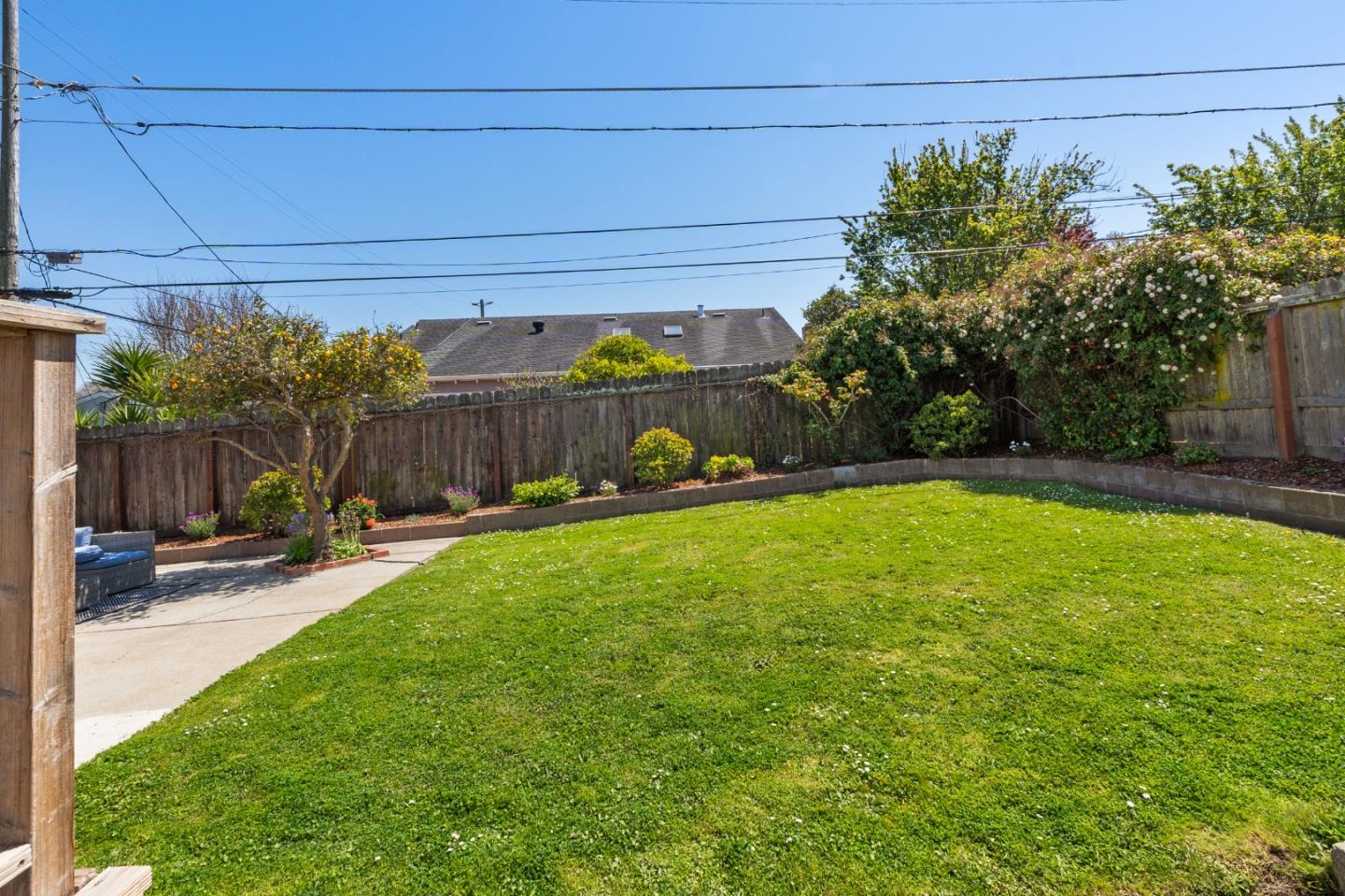 Detail Gallery Image 27 of 34 For 1659 Juniper Ave, San Bruno,  CA 94066 - 4 Beds | 2 Baths