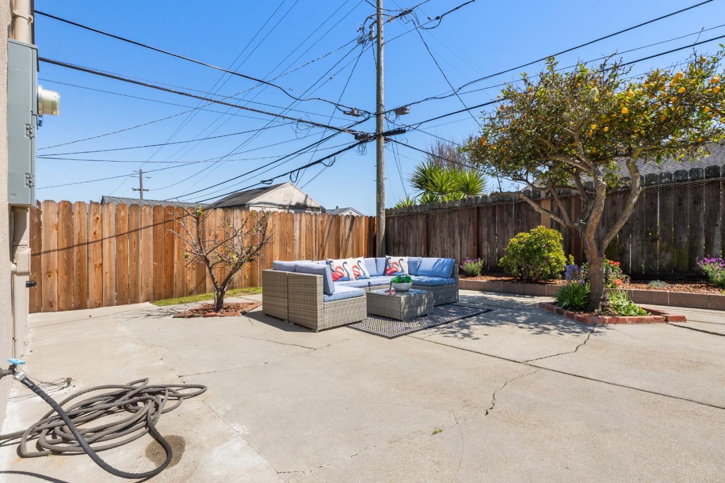 Detail Gallery Image 28 of 34 For 1659 Juniper Ave, San Bruno,  CA 94066 - 4 Beds | 2 Baths