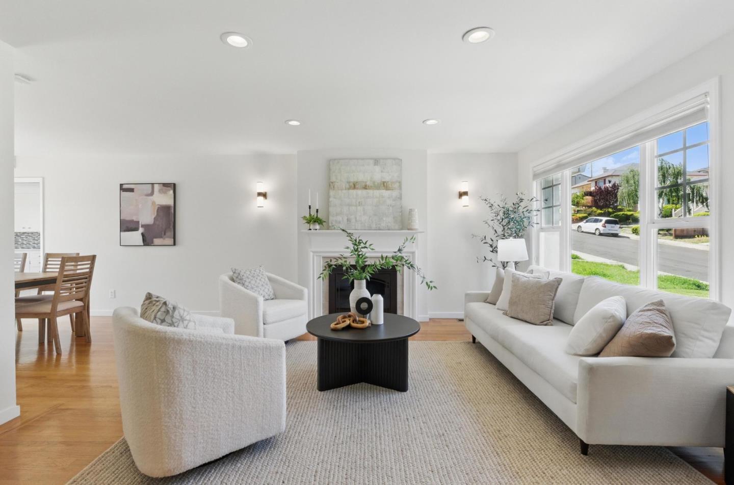 Detail Gallery Image 5 of 34 For 1659 Juniper Ave, San Bruno,  CA 94066 - 4 Beds | 2 Baths