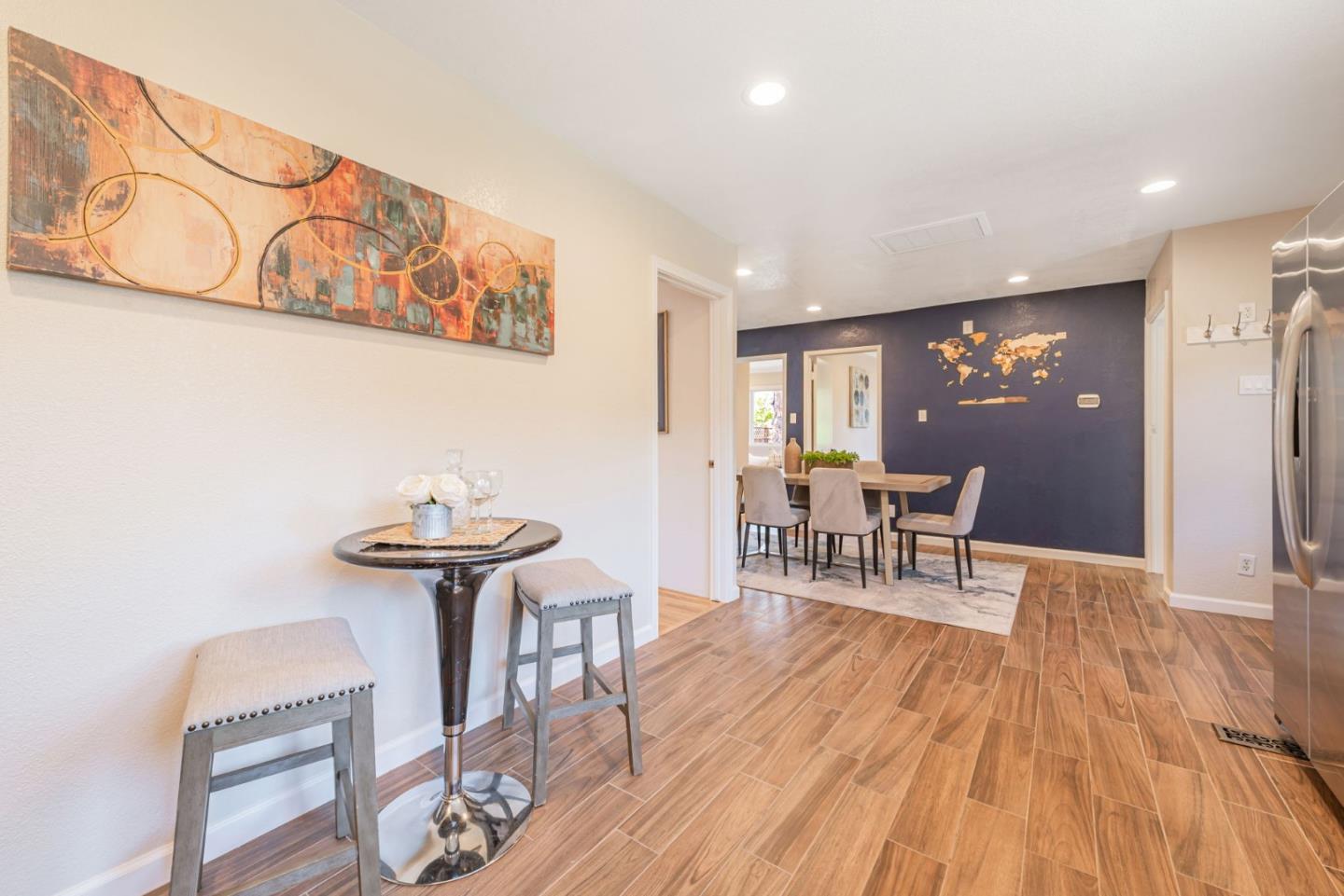 Detail Gallery Image 11 of 27 For 3135 Alameda De Las Pulgas, Menlo Park,  CA 94025 - 3 Beds | 2 Baths