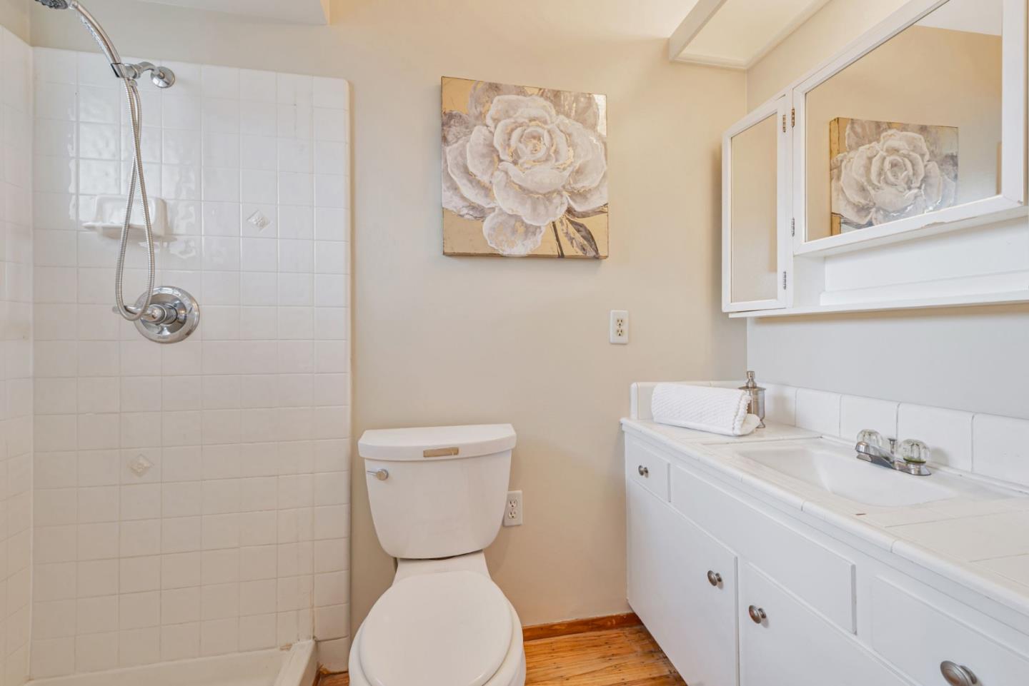 Detail Gallery Image 22 of 27 For 3135 Alameda De Las Pulgas, Menlo Park,  CA 94025 - 3 Beds | 2 Baths