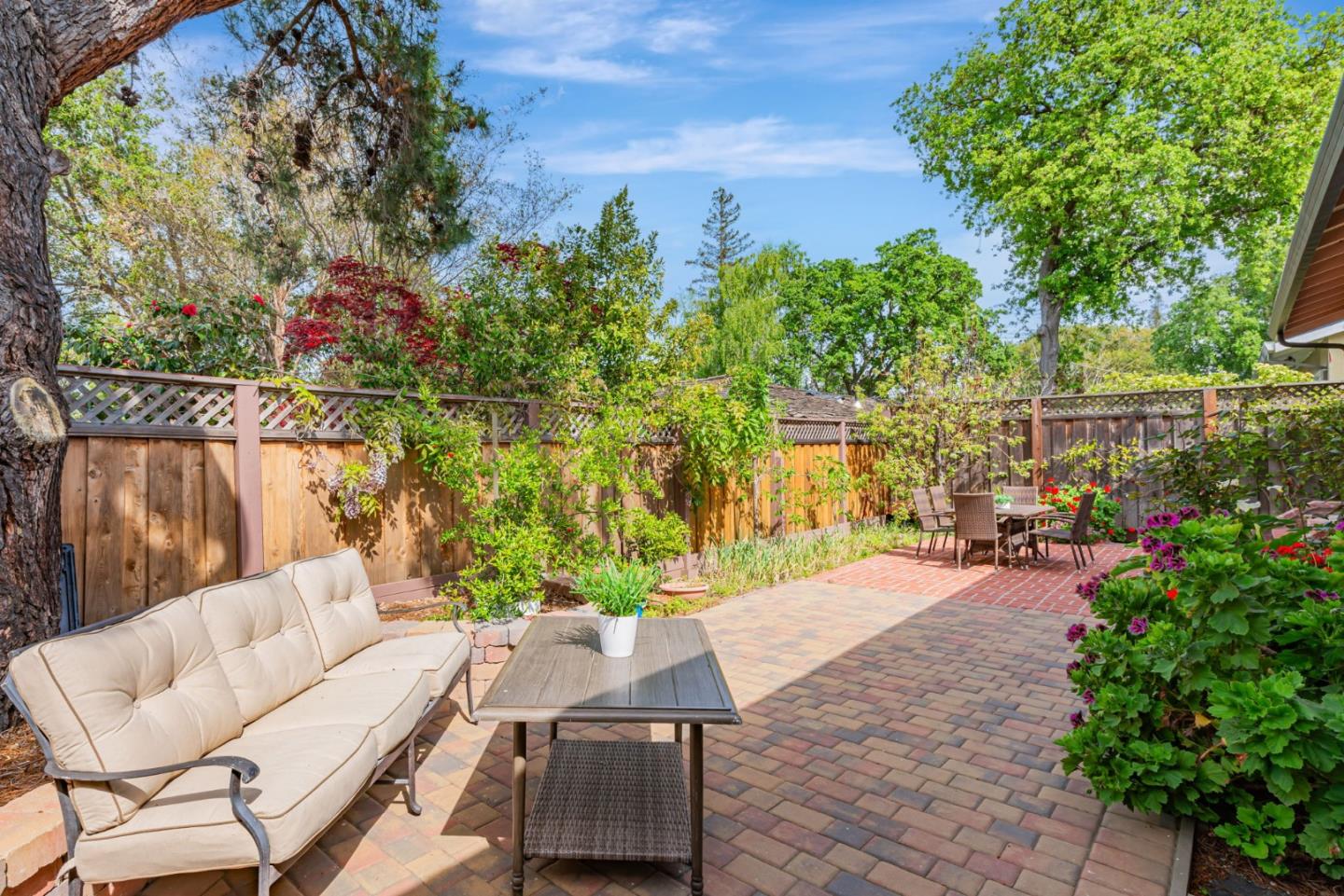 Detail Gallery Image 25 of 27 For 3135 Alameda De Las Pulgas, Menlo Park,  CA 94025 - 3 Beds | 2 Baths