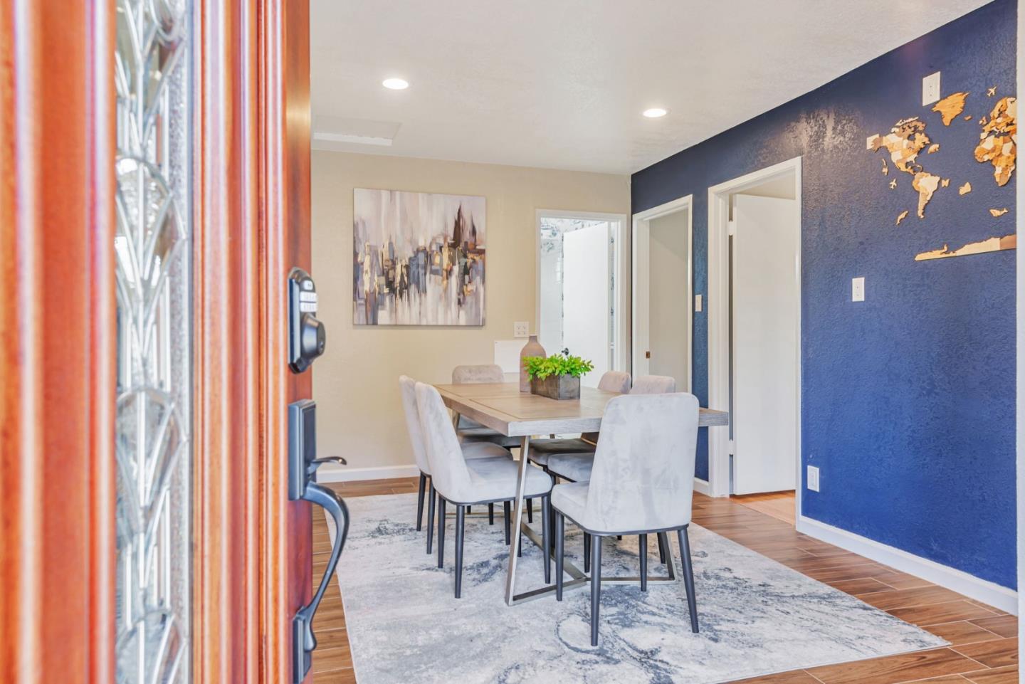 Detail Gallery Image 3 of 27 For 3135 Alameda De Las Pulgas, Menlo Park,  CA 94025 - 3 Beds | 2 Baths