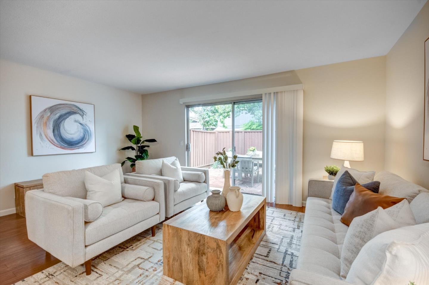 Detail Gallery Image 10 of 30 For 1111 Reed Ave #C,  Sunnyvale,  CA 94086 - 3 Beds | 1/1 Baths