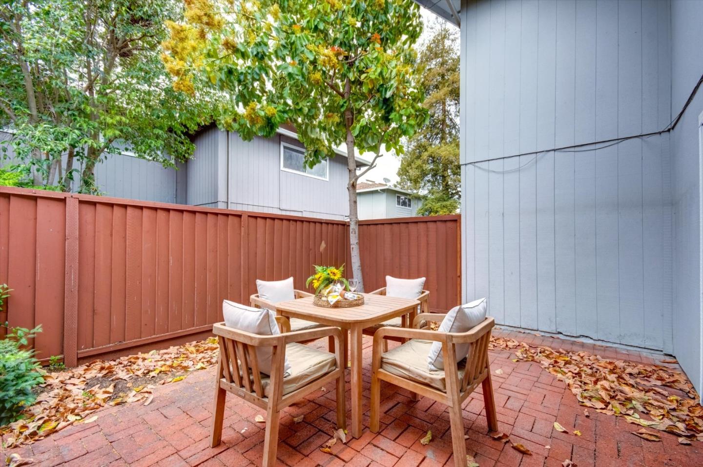 Detail Gallery Image 24 of 30 For 1111 Reed Ave #C,  Sunnyvale,  CA 94086 - 3 Beds | 1/1 Baths