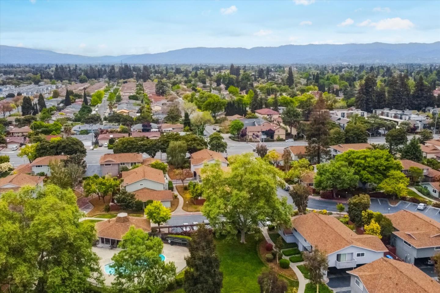 Detail Gallery Image 28 of 30 For 1111 Reed Ave #C,  Sunnyvale,  CA 94086 - 3 Beds | 1/1 Baths