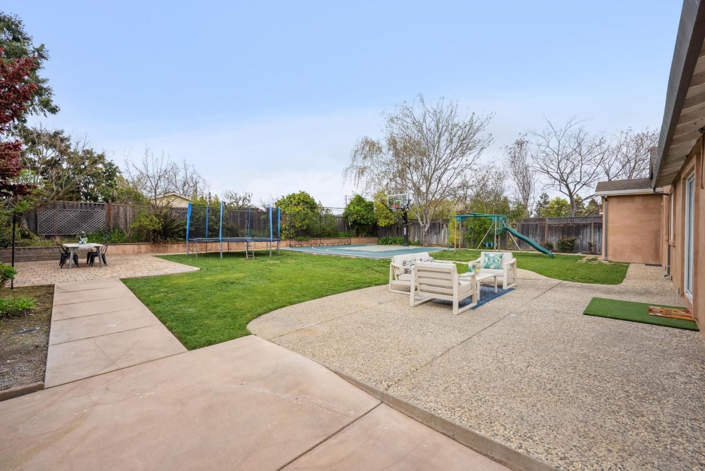 Detail Gallery Image 18 of 28 For 13229 Mcculloch Ave, Saratoga,  CA 95070 - 4 Beds | 2/1 Baths