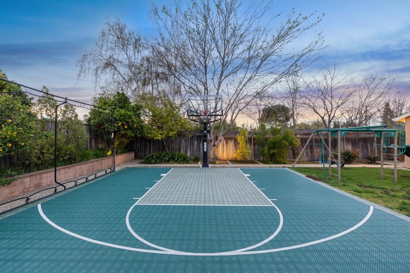 Detail Gallery Image 25 of 28 For 13229 Mcculloch Ave, Saratoga,  CA 95070 - 4 Beds | 2/1 Baths