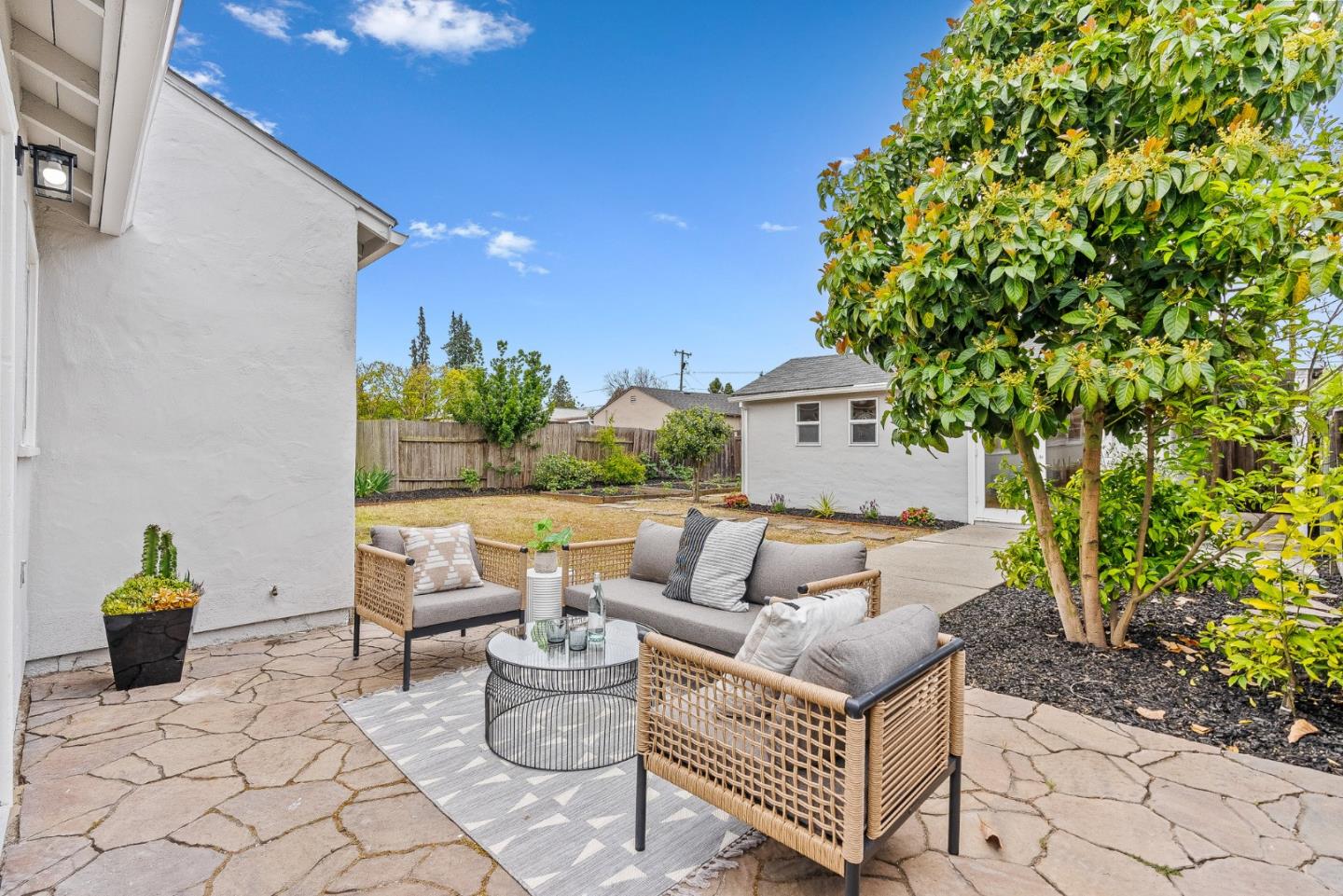 Detail Gallery Image 19 of 33 For 349 N Murphy Ave, Sunnyvale,  CA 94085 - 3 Beds | 1 Baths