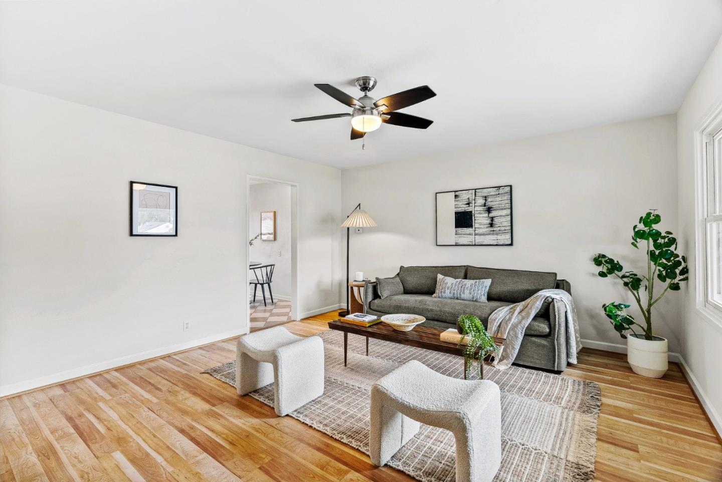 Detail Gallery Image 5 of 33 For 349 N Murphy Ave, Sunnyvale,  CA 94085 - 3 Beds | 1 Baths