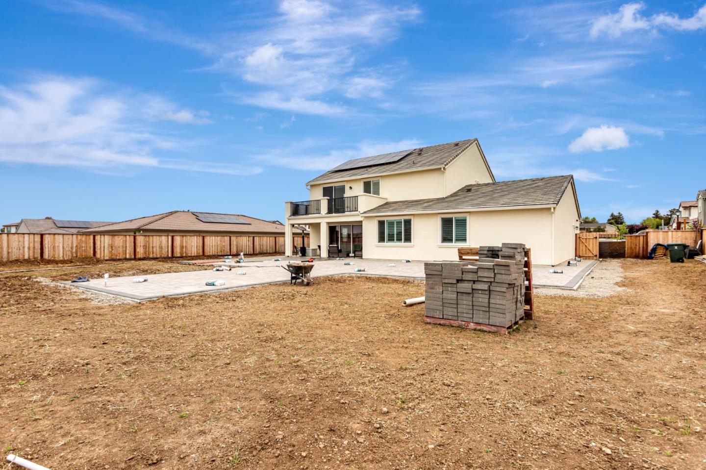 Detail Gallery Image 77 of 101 For 172 Vienna Way, Hollister,  CA 95023 - 4 Beds | 3/1 Baths