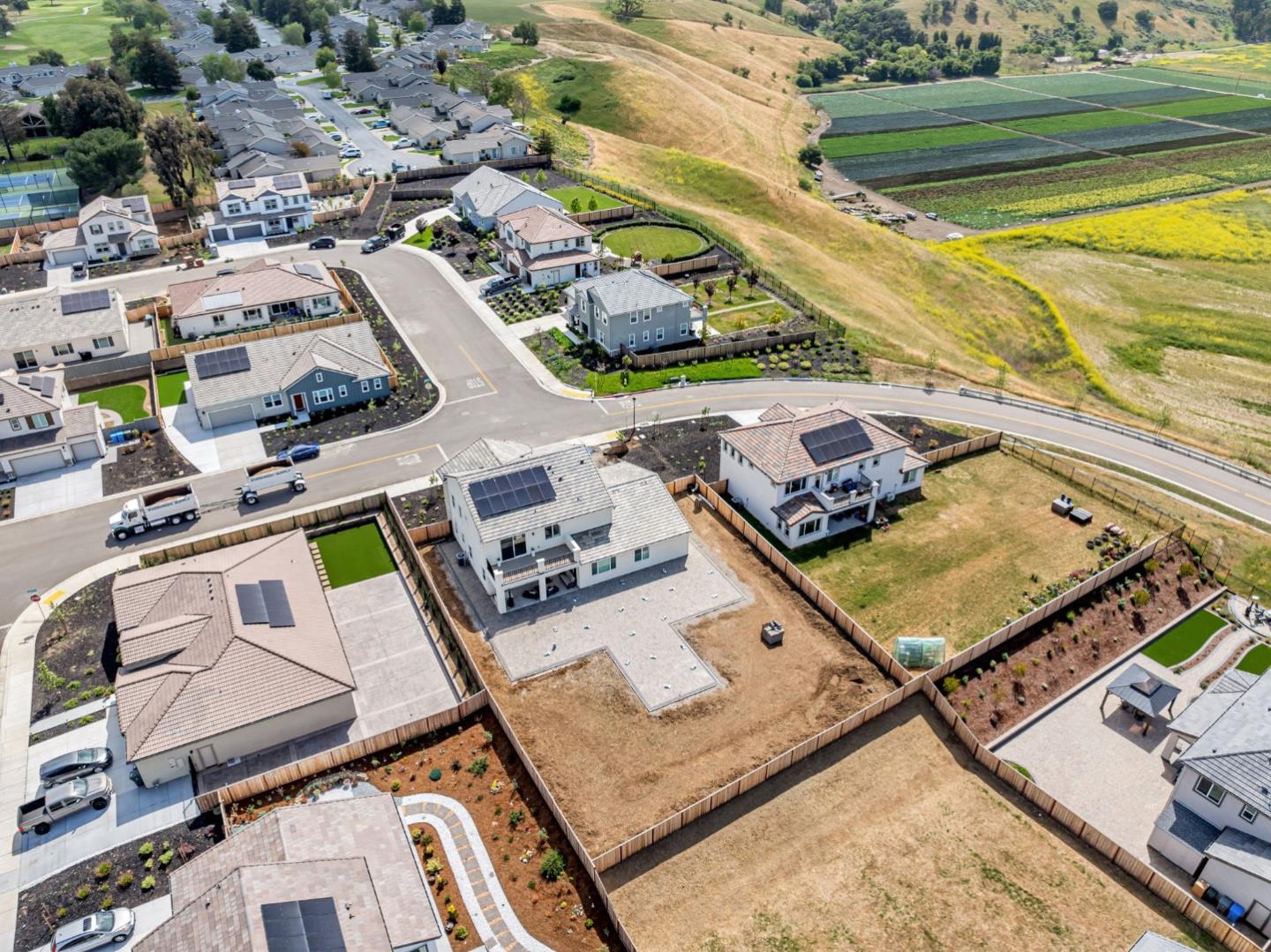 Detail Gallery Image 85 of 101 For 172 Vienna Way, Hollister,  CA 95023 - 4 Beds | 3/1 Baths