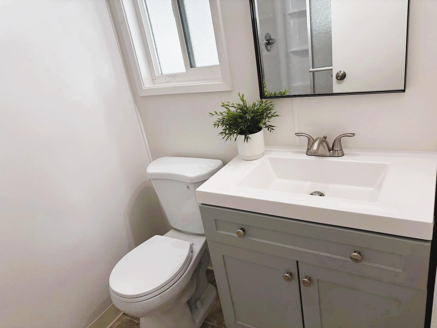 Detail Gallery Image 17 of 19 For 29080 Mendez Rd #102,  Hayward,  CA 94544 - 2 Beds | 2 Baths