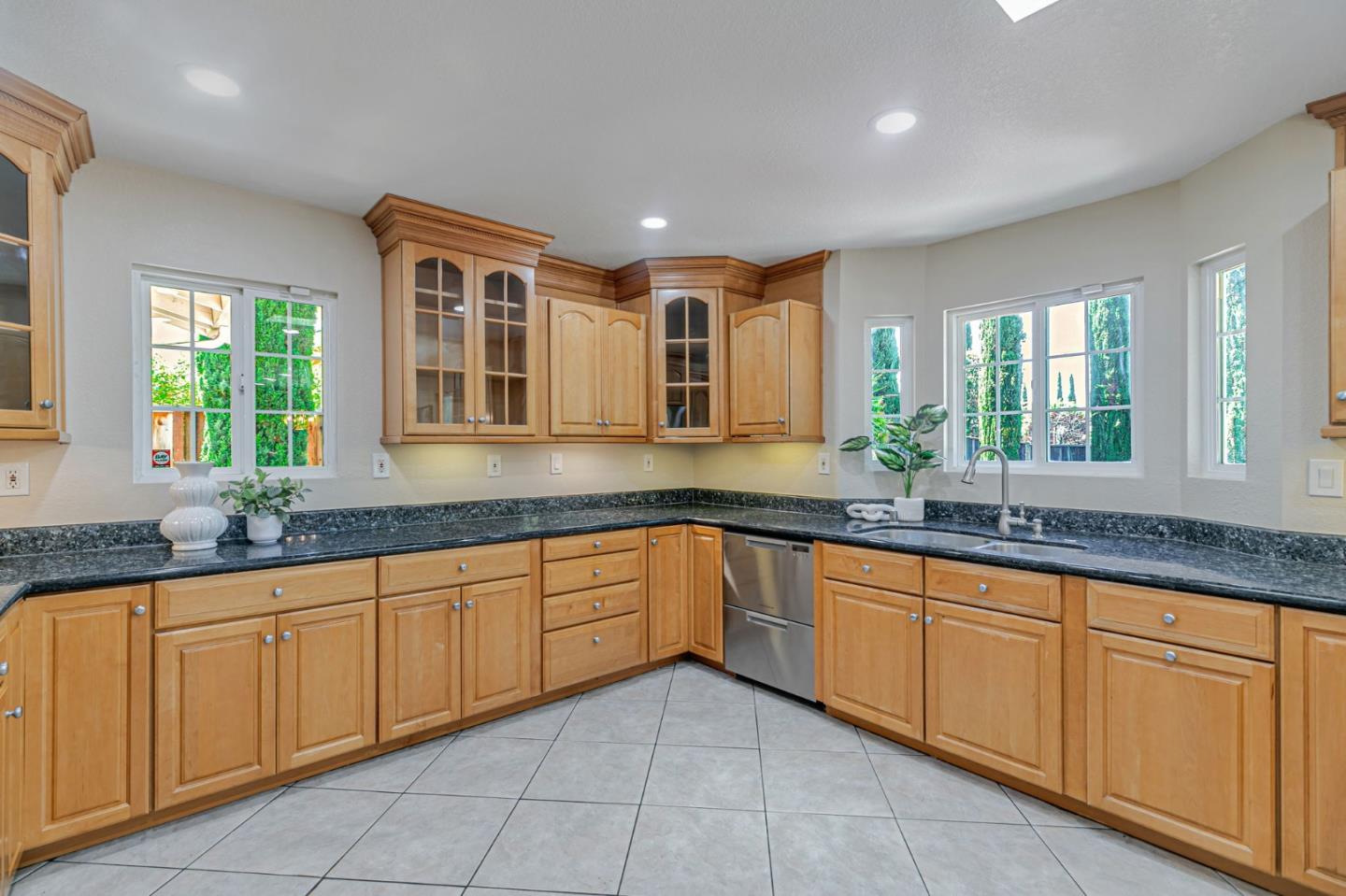 Detail Gallery Image 28 of 87 For 721 Boonewood Ct, San Jose,  CA 95120 - 5 Beds | 3 Baths