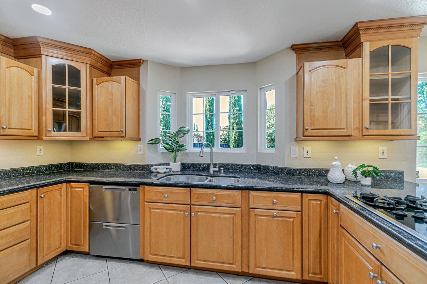 Detail Gallery Image 31 of 87 For 721 Boonewood Ct, San Jose,  CA 95120 - 5 Beds | 3 Baths