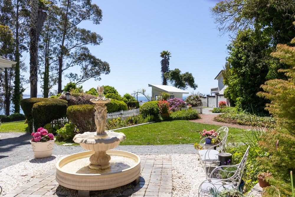 Detail Gallery Image 12 of 96 For 620 El Salto Drive, Capitola,  CA 95010 - 14 Beds | 12 Baths