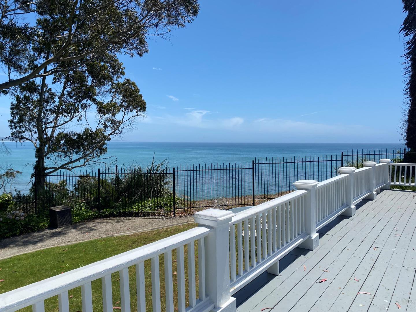 Detail Gallery Image 17 of 96 For 620 El Salto Drive, Capitola,  CA 95010 - 14 Beds | 12 Baths