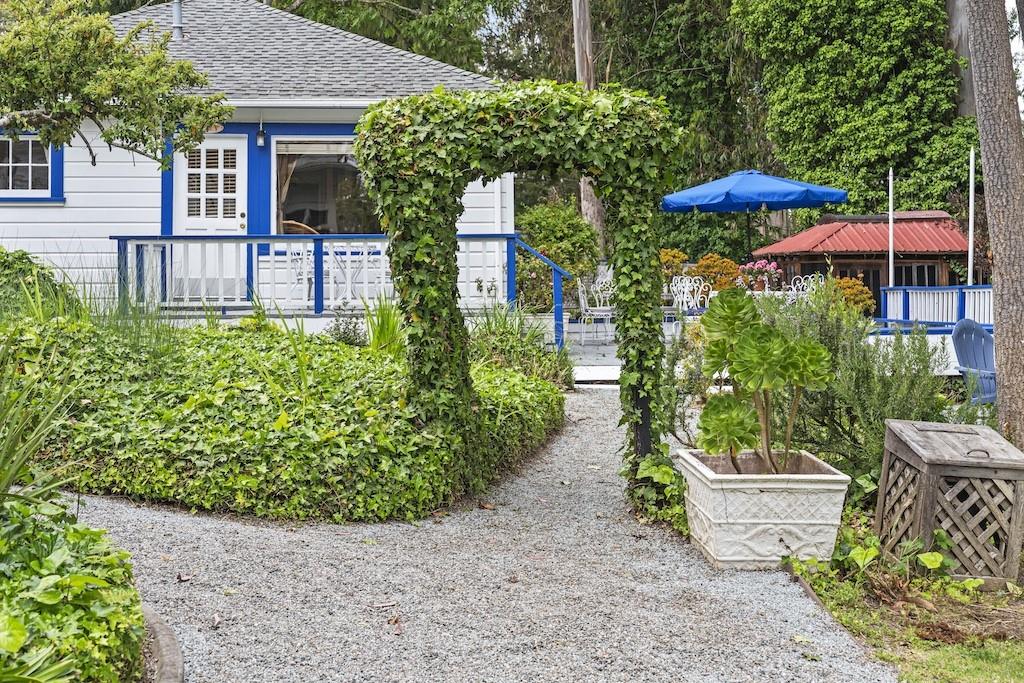 Detail Gallery Image 61 of 96 For 620 El Salto Drive, Capitola,  CA 95010 - 14 Beds | 12 Baths