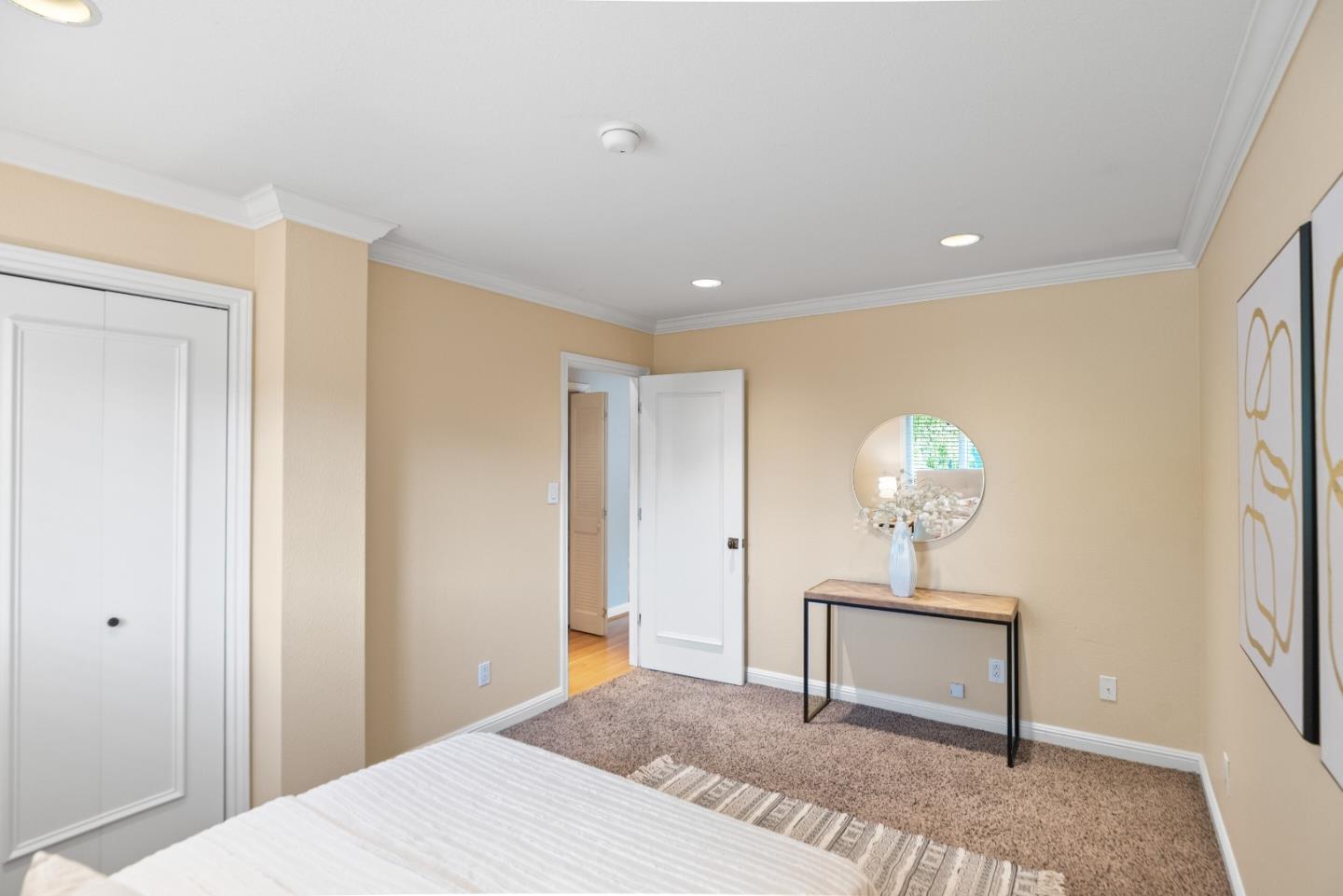 Detail Gallery Image 22 of 48 For 817 Schiele Ave, San Jose,  CA 95126 - 4 Beds | 2/1 Baths