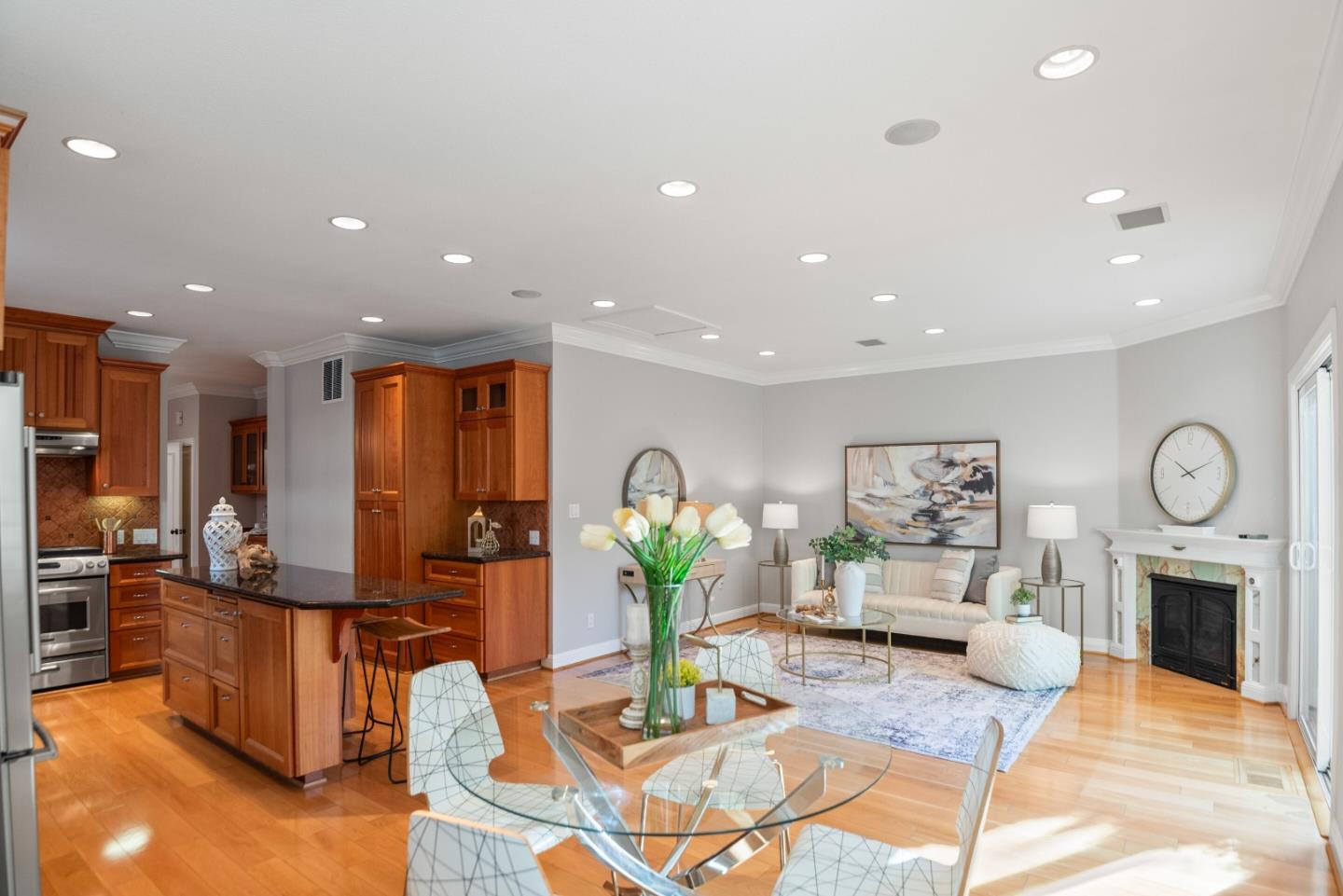 Detail Gallery Image 36 of 48 For 817 Schiele Ave, San Jose,  CA 95126 - 4 Beds | 2/1 Baths