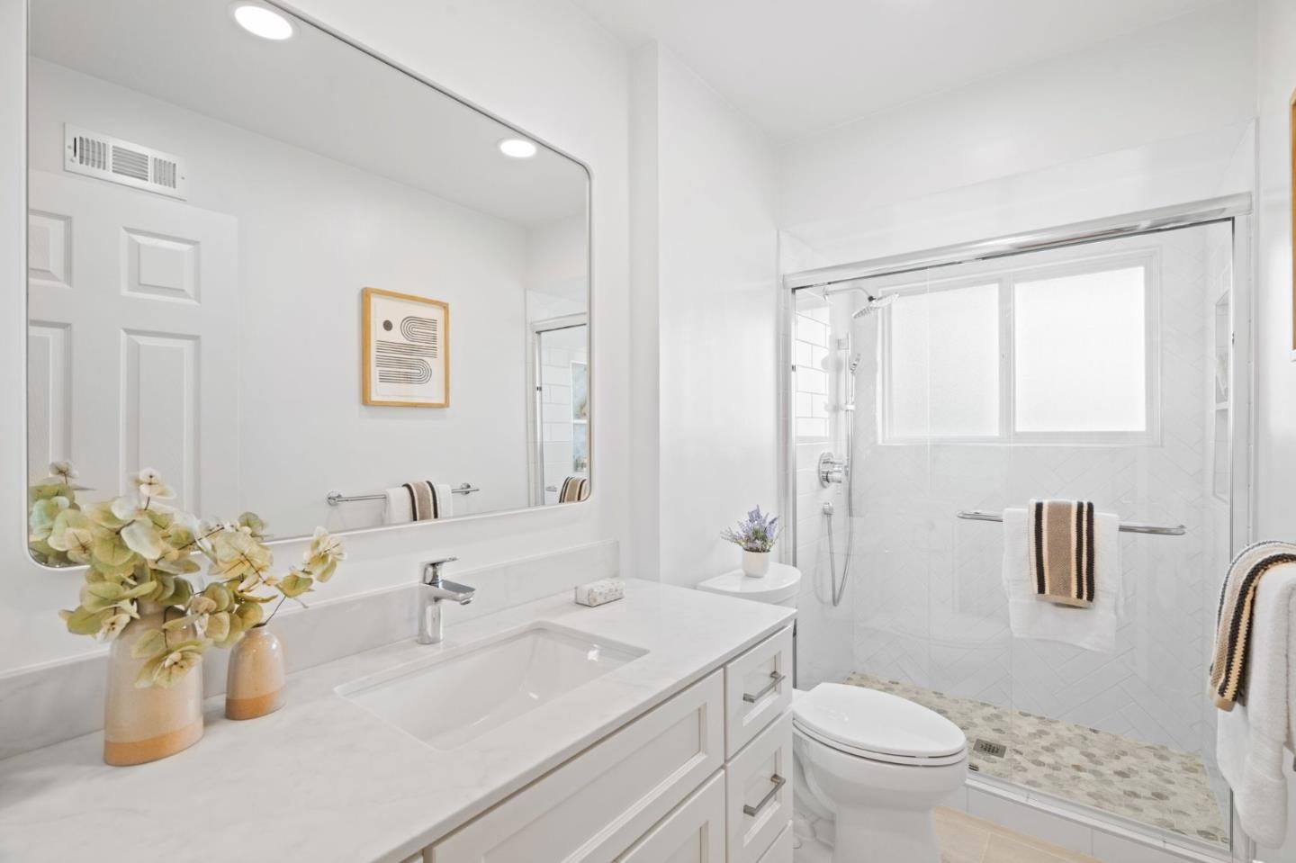 Detail Gallery Image 33 of 53 For 2724 Comstock Cir, Belmont,  CA 94002 - 4 Beds | 3 Baths