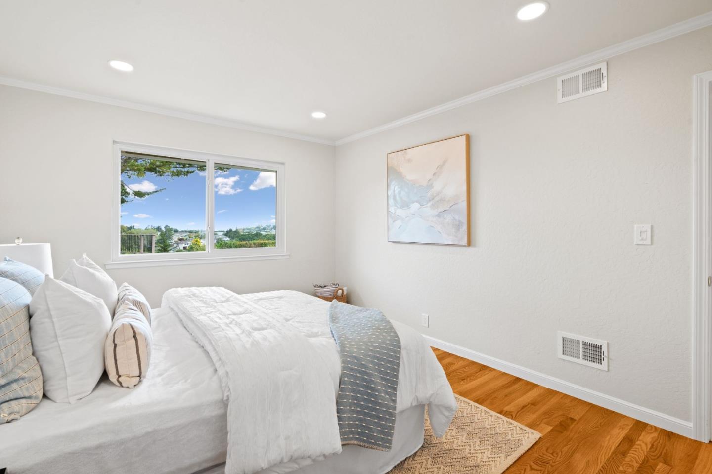 Detail Gallery Image 38 of 53 For 2724 Comstock Cir, Belmont,  CA 94002 - 4 Beds | 3 Baths
