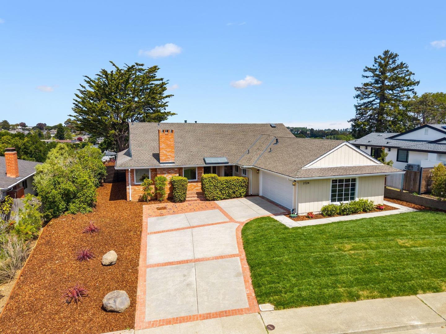 Detail Gallery Image 45 of 53 For 2724 Comstock Cir, Belmont,  CA 94002 - 4 Beds | 3 Baths