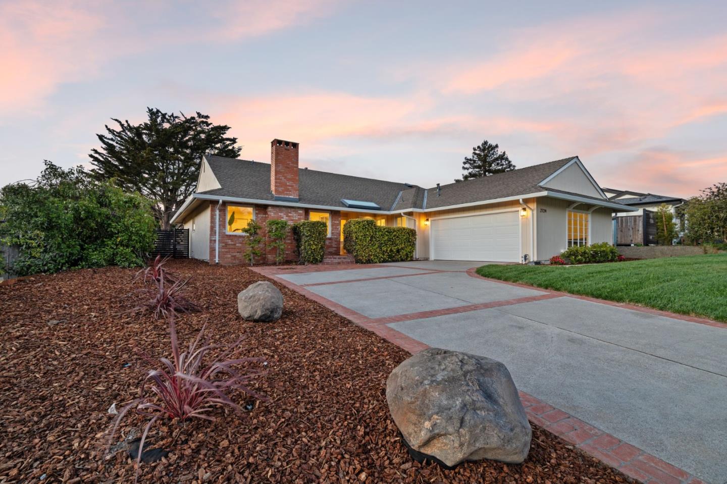 Detail Gallery Image 46 of 53 For 2724 Comstock Cir, Belmont,  CA 94002 - 4 Beds | 3 Baths