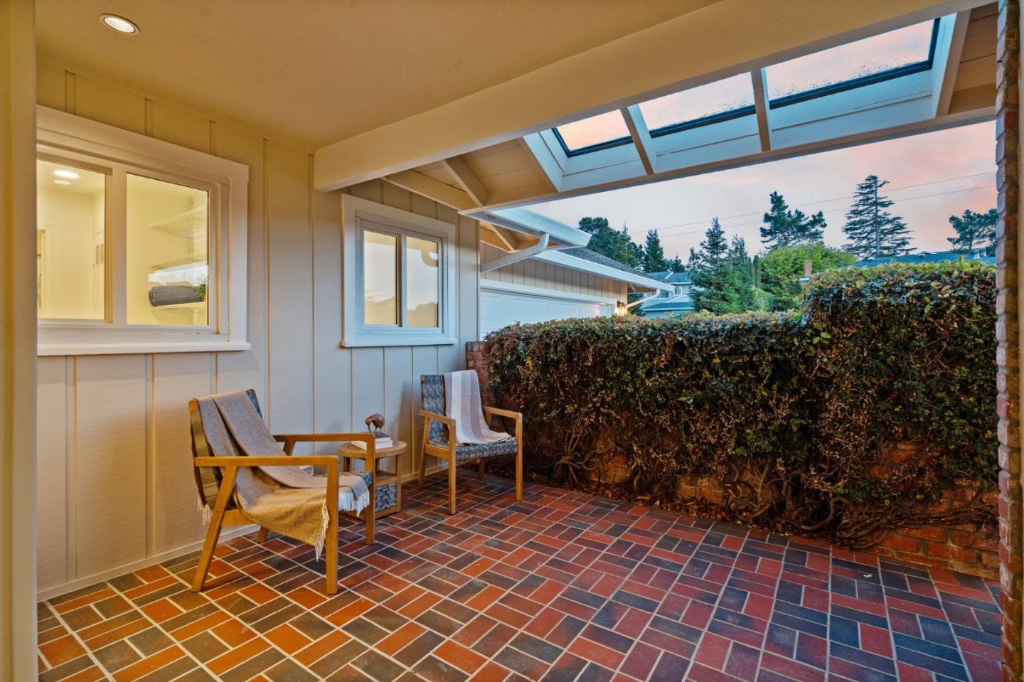 Detail Gallery Image 49 of 53 For 2724 Comstock Cir, Belmont,  CA 94002 - 4 Beds | 3 Baths