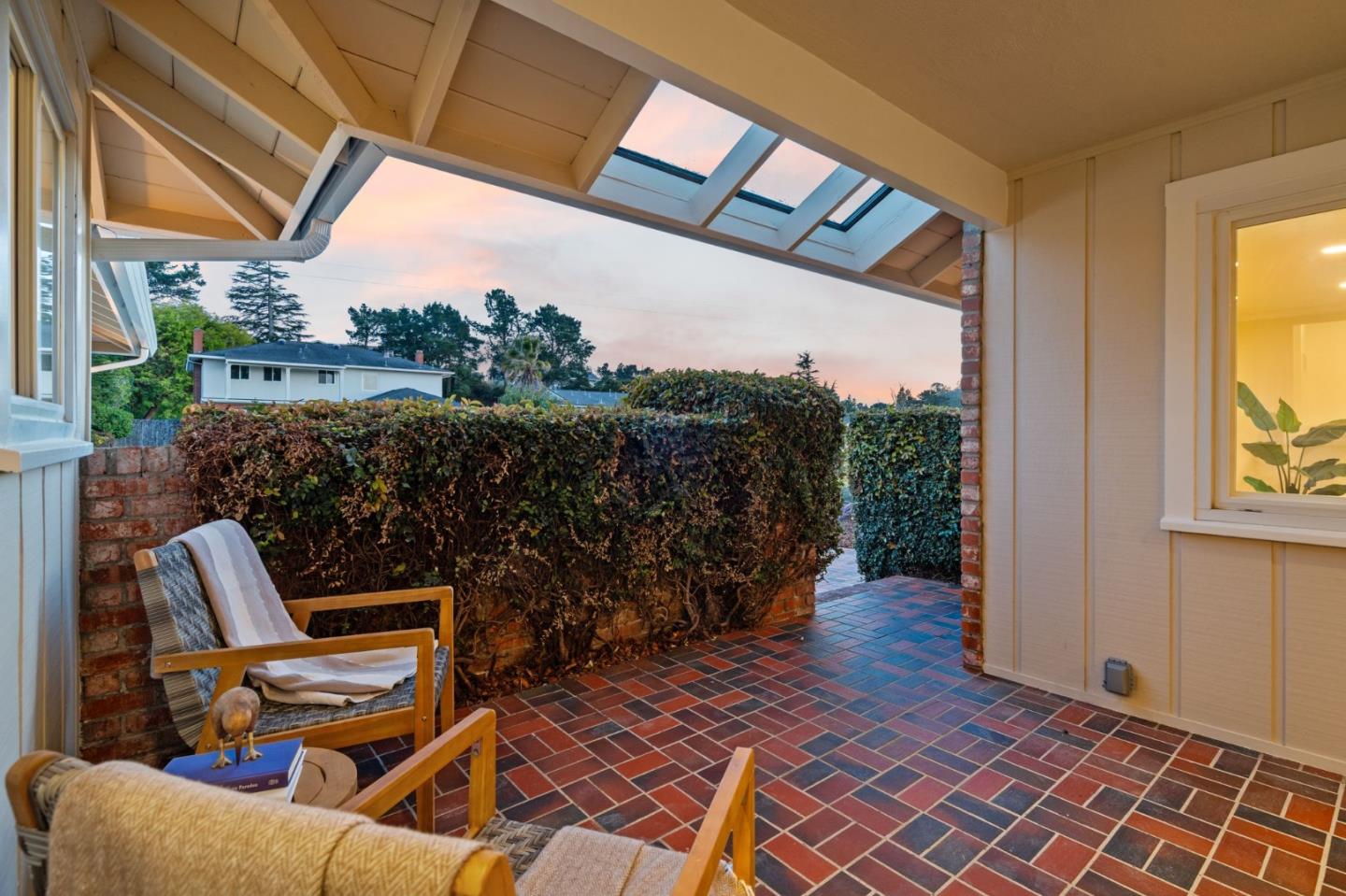 Detail Gallery Image 50 of 53 For 2724 Comstock Cir, Belmont,  CA 94002 - 4 Beds | 3 Baths