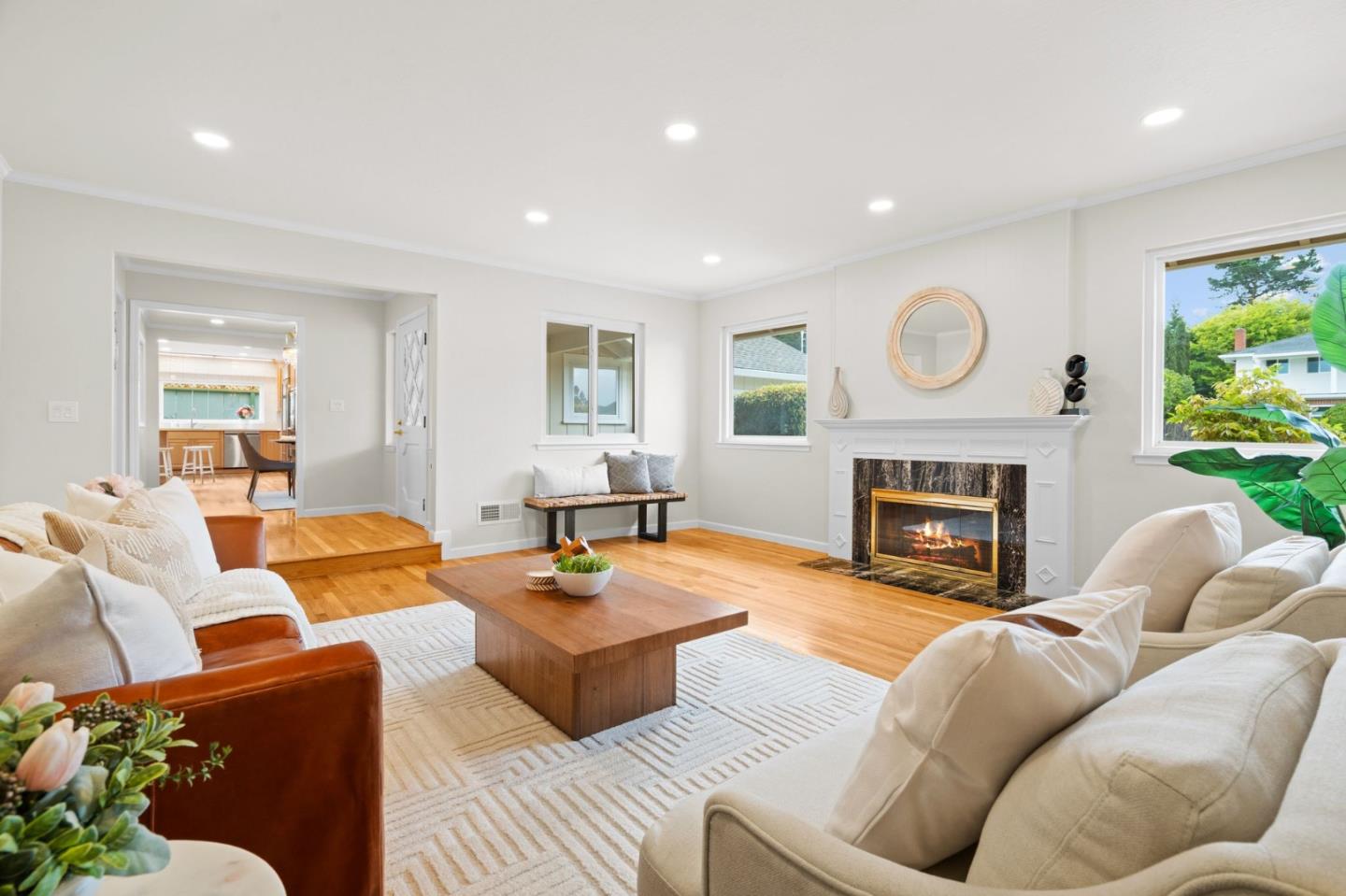 Detail Gallery Image 6 of 53 For 2724 Comstock Cir, Belmont,  CA 94002 - 4 Beds | 3 Baths