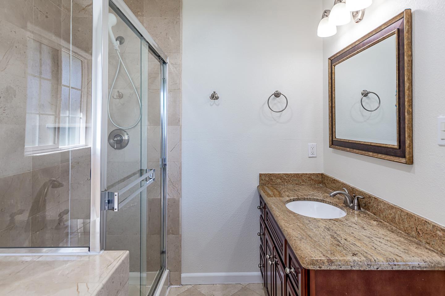 Detail Gallery Image 19 of 33 For 958 Ginger Ln, San Jose,  CA 95128 - 4 Beds | 3 Baths