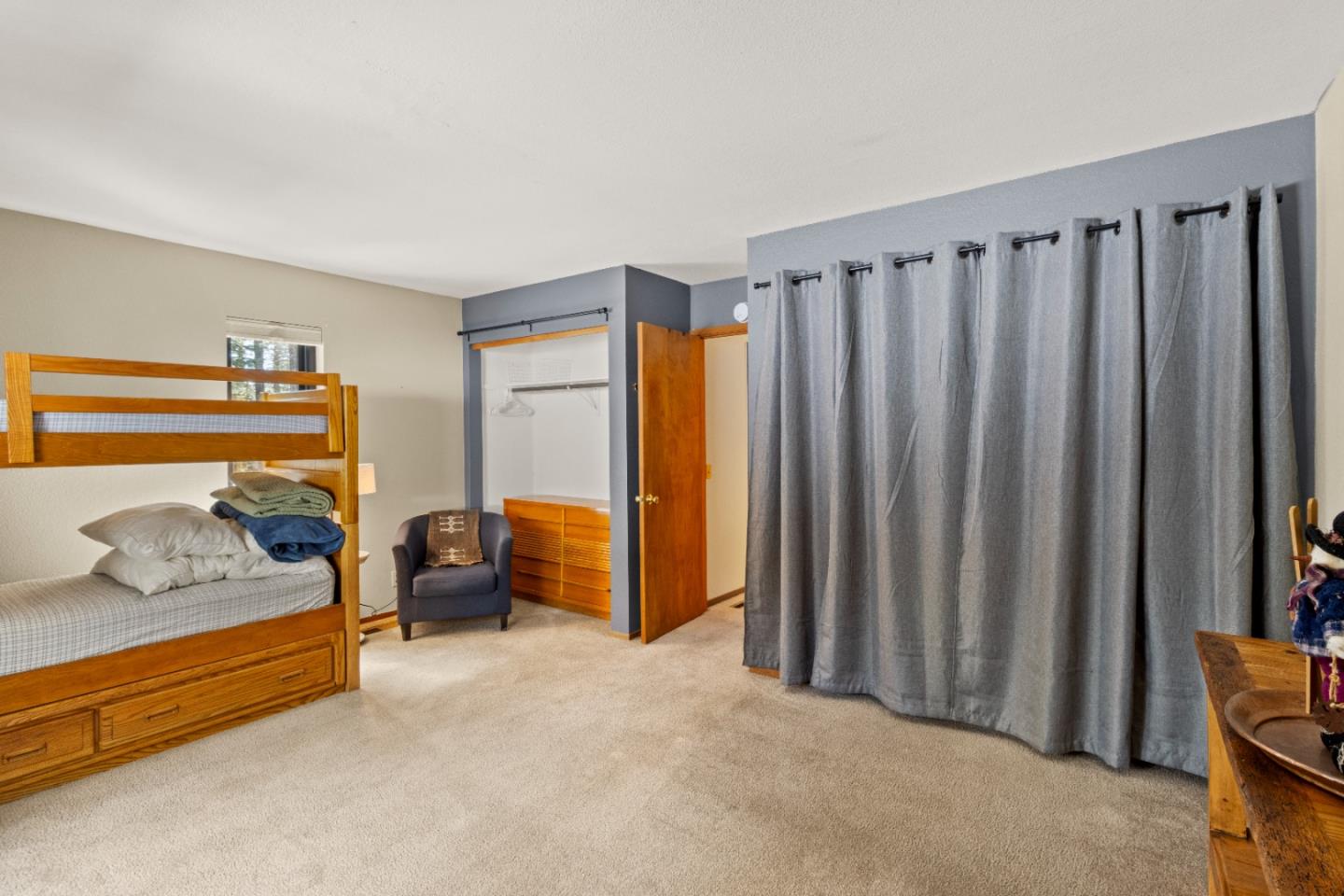 Detail Gallery Image 11 of 42 For 12803 Northwoods Blvd #01,  Truckee,  CA 96161 - 3 Beds | 2 Baths