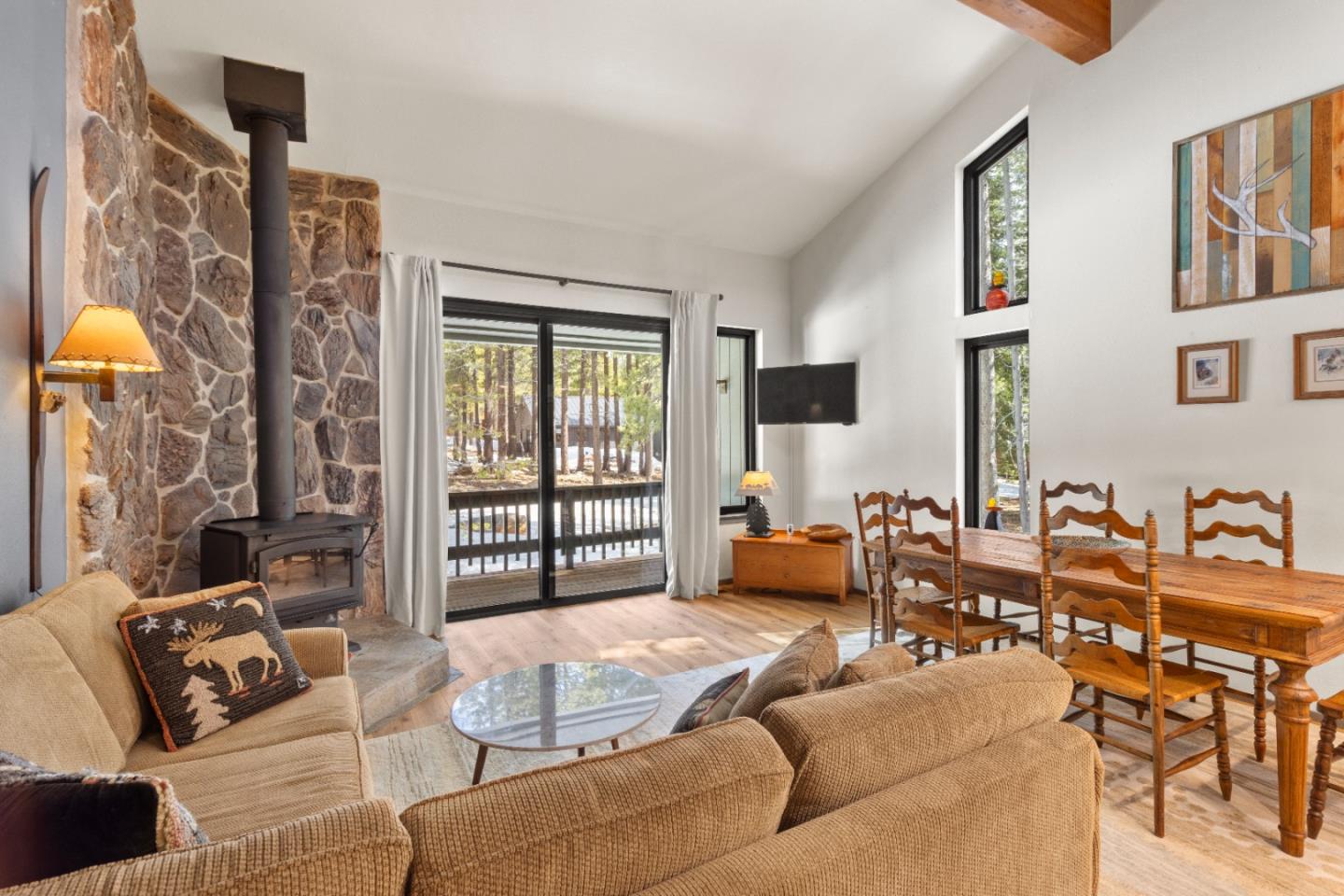 Detail Gallery Image 14 of 42 For 12803 Northwoods Blvd #01,  Truckee,  CA 96161 - 3 Beds | 2 Baths