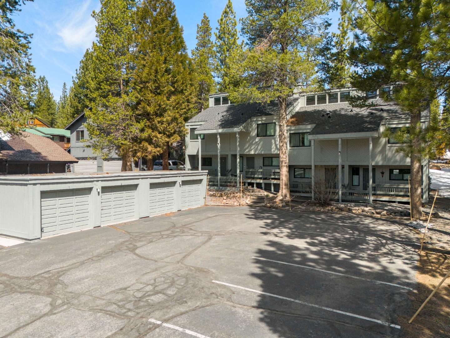 Detail Gallery Image 30 of 42 For 12803 Northwoods Blvd #01,  Truckee,  CA 96161 - 3 Beds | 2 Baths