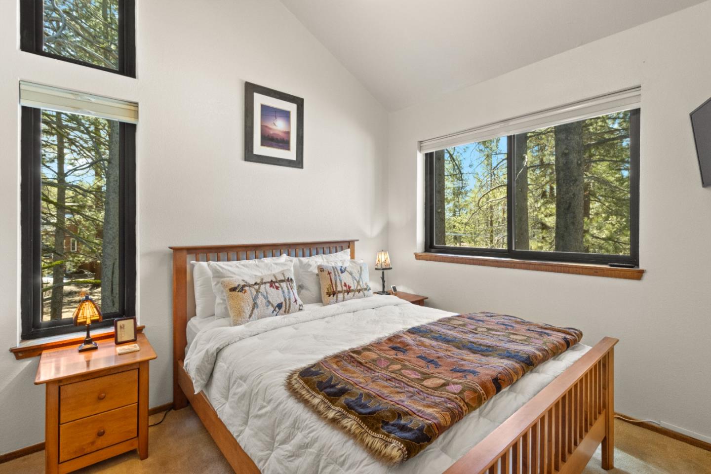 Detail Gallery Image 4 of 42 For 12803 Northwoods Blvd #01,  Truckee,  CA 96161 - 3 Beds | 2 Baths